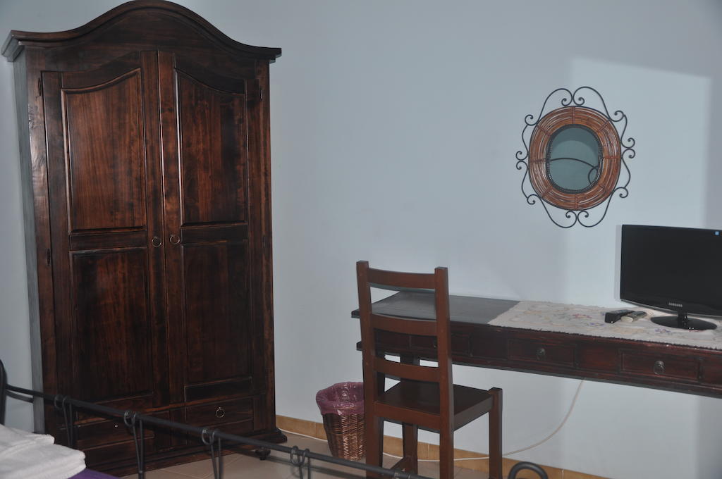 Bed and Breakfast Etna Torre Del Grifo Маскалуча Номер фото