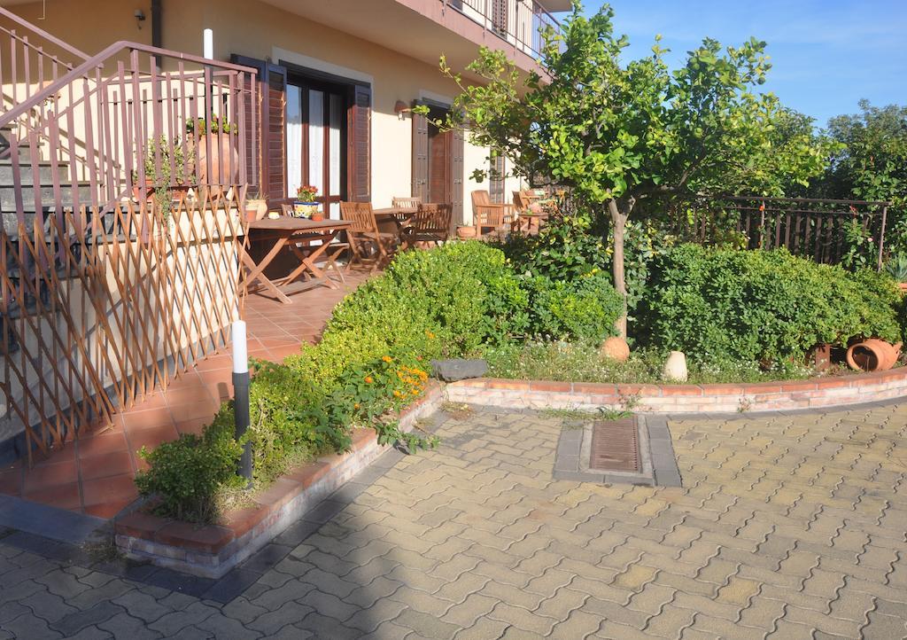 Bed and Breakfast Etna Torre Del Grifo Маскалуча Экстерьер фото