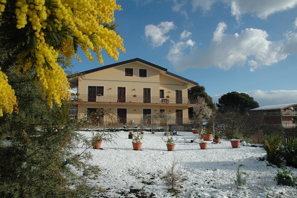 Bed and Breakfast Etna Torre Del Grifo Маскалуча Экстерьер фото